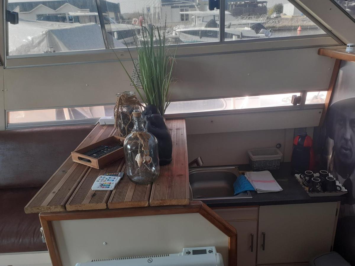 Magnifique Bateau Maison Ξενοδοχείο Ouistreham Εξωτερικό φωτογραφία